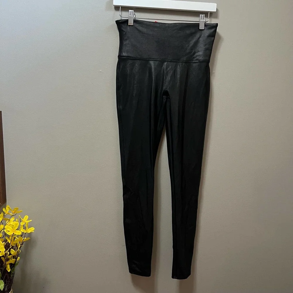 Spanx Faux Leather Black Leggings size Large
